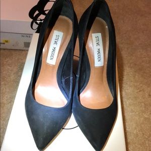 Black suede Steve Madden heel